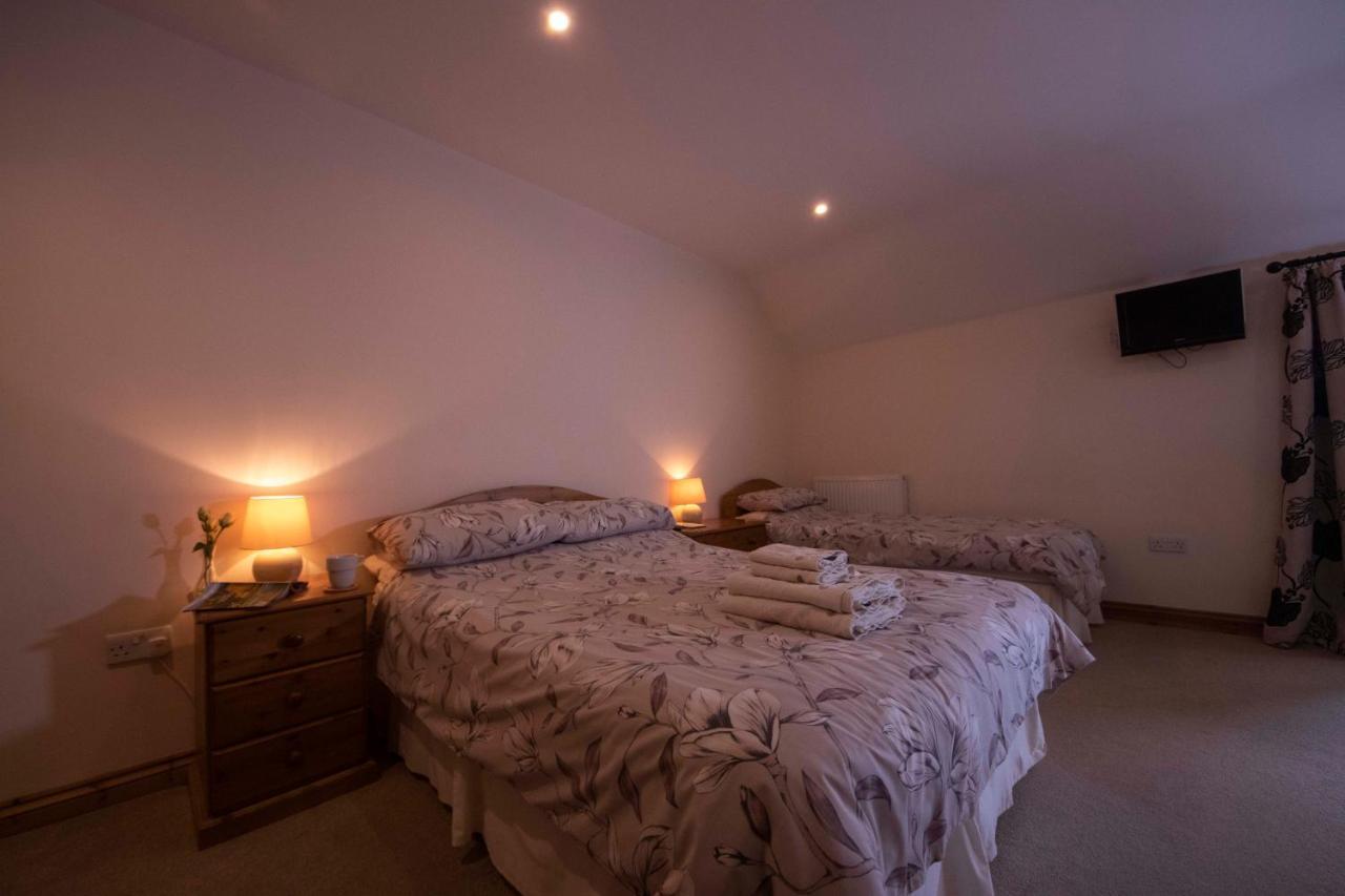Bed and Breakfast Polhilsa Farm Callington Esterno foto
