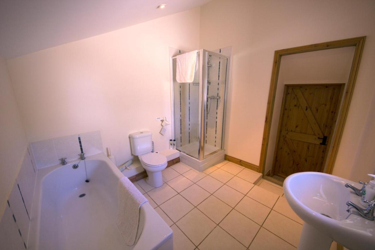 Bed and Breakfast Polhilsa Farm Callington Esterno foto