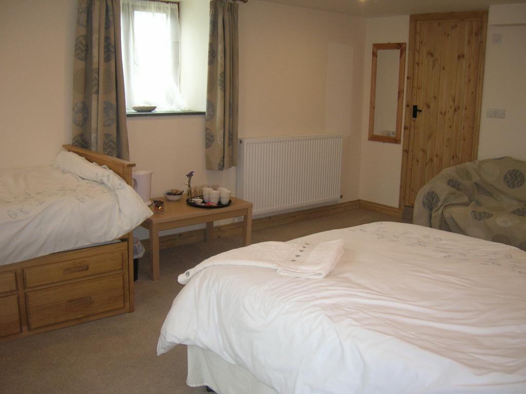 Bed and Breakfast Polhilsa Farm Callington Camera foto