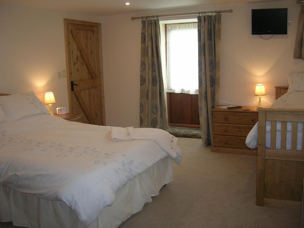 Bed and Breakfast Polhilsa Farm Callington Camera foto